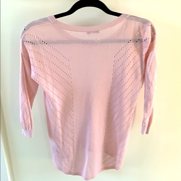 Pink eyelet light weight sweater - Picture 2 of 2